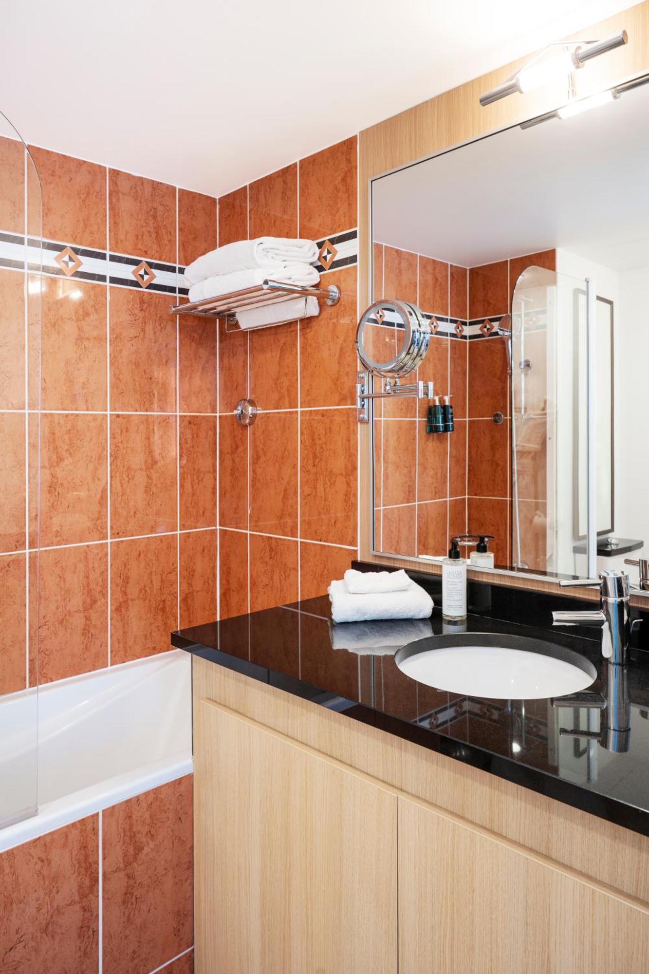 Residhome Paris-Evry Courcouronnes Bagian luar foto