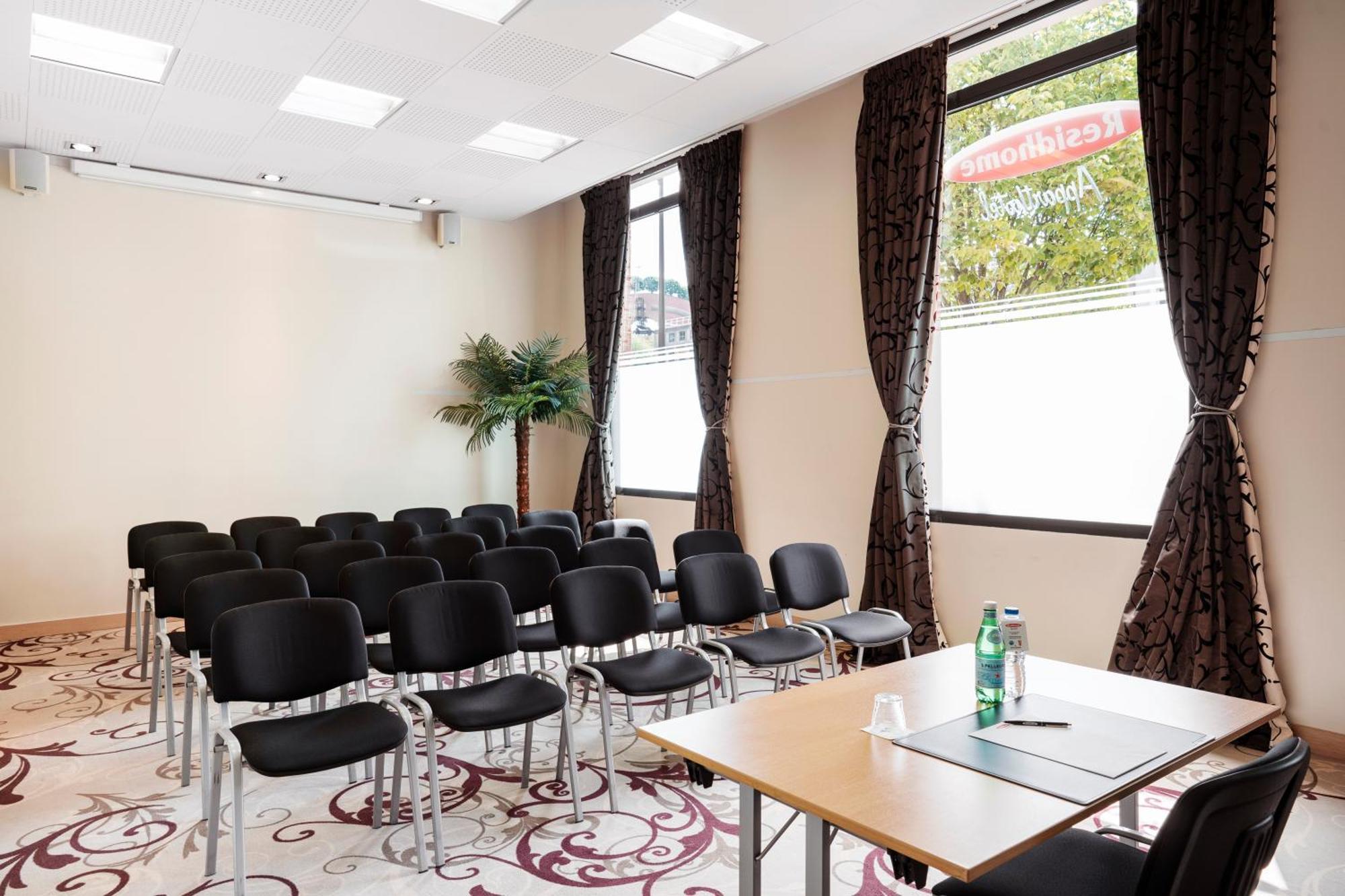 Residhome Paris-Evry Courcouronnes Bagian luar foto