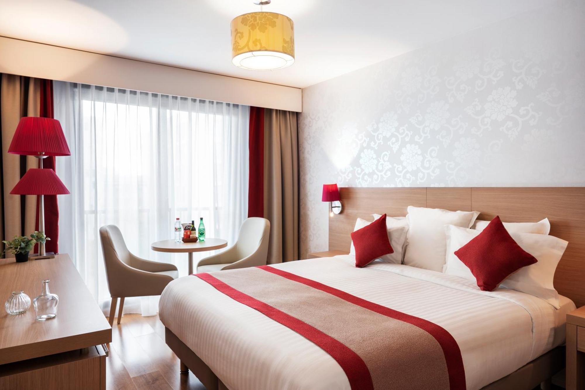 Residhome Paris-Evry Courcouronnes Bagian luar foto