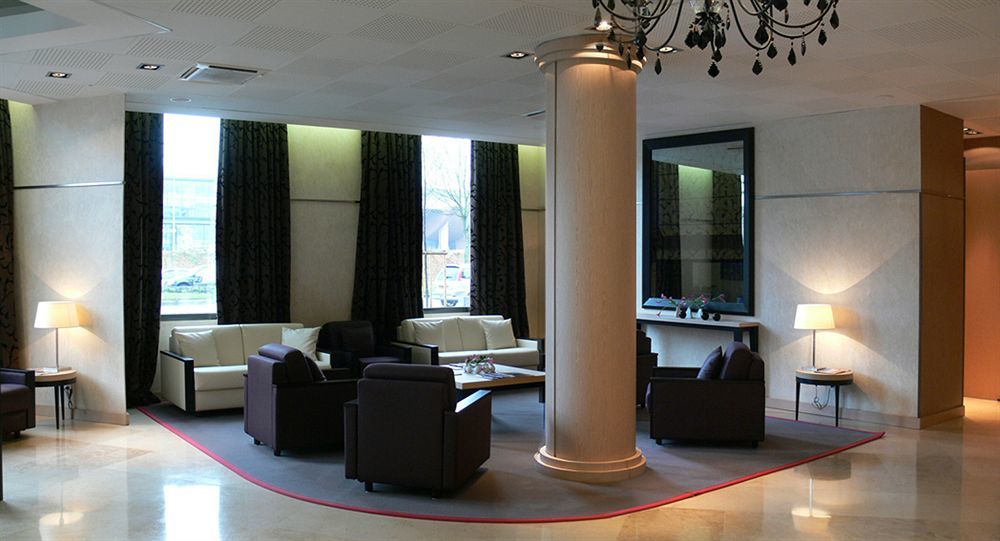 Residhome Paris-Evry Courcouronnes Bagian luar foto