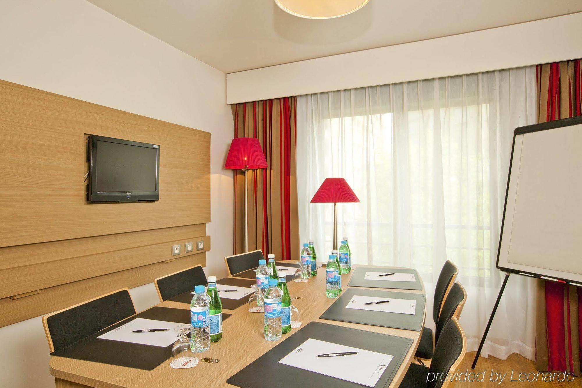 Residhome Paris-Evry Courcouronnes Bagian luar foto